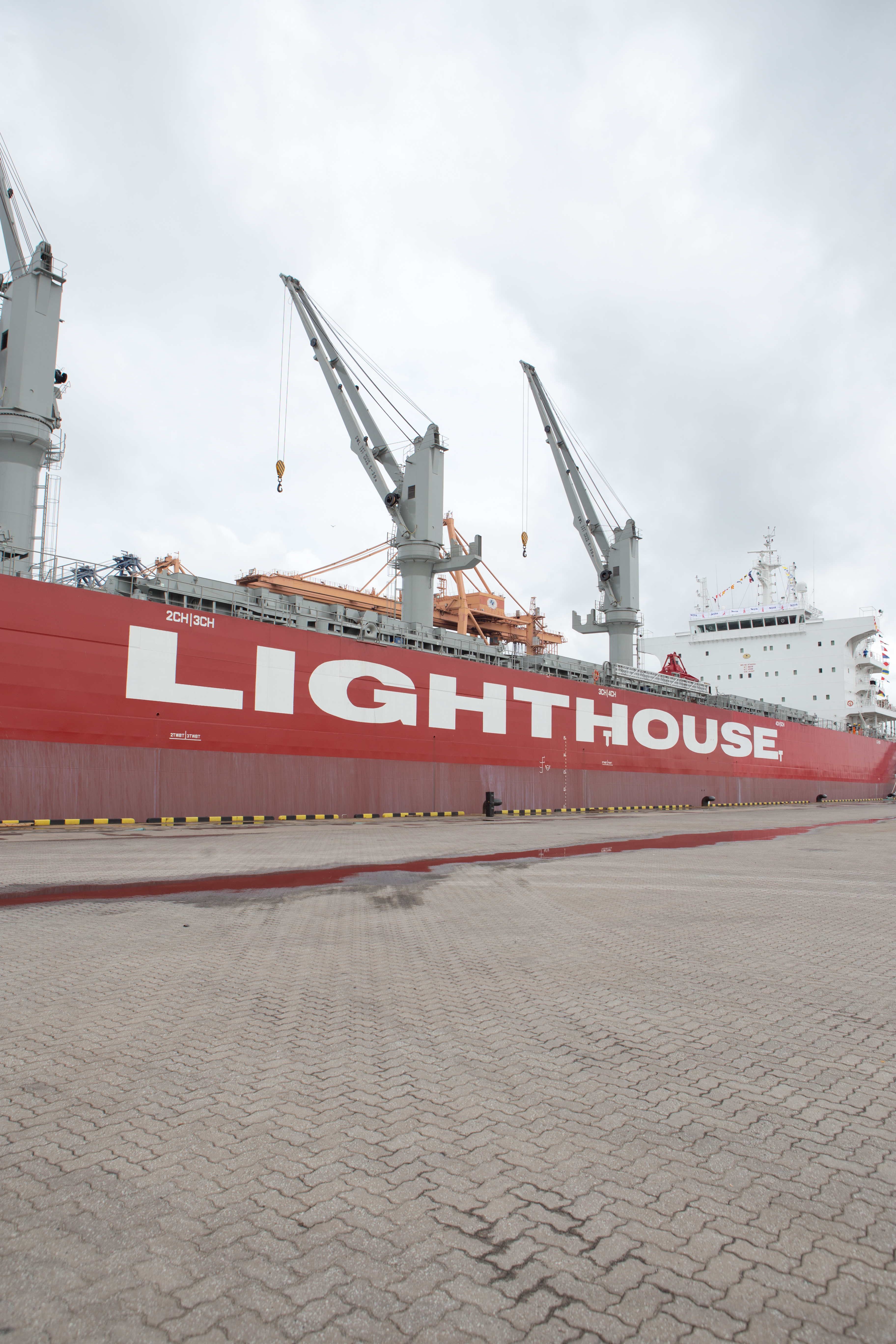 The naming ceremony ATLANTIC LIGHT -36 – LIGHTHOUSE NAVIGATION
